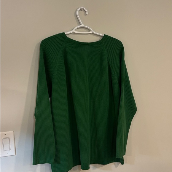 Green V-Neck Ribbed Sweater - Picture 3 of 3